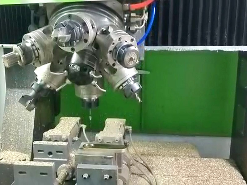 雕銑機攻絲效果如何？設備缺陷！