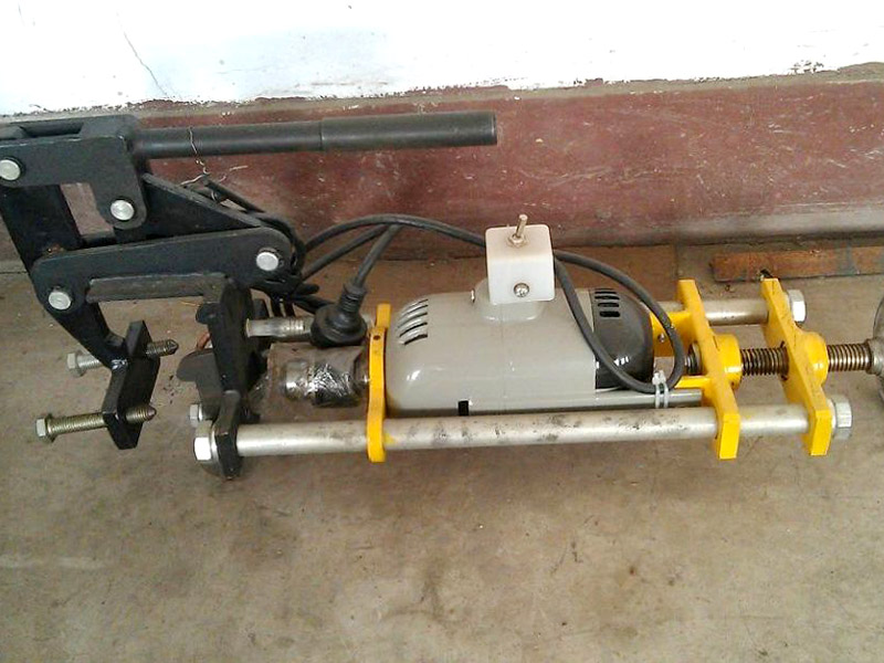 鉆孔機(jī)怎么用來(lái)釘釘子?方法分享