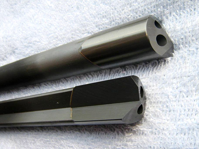 有沒有8.9的深孔鉆刀具？