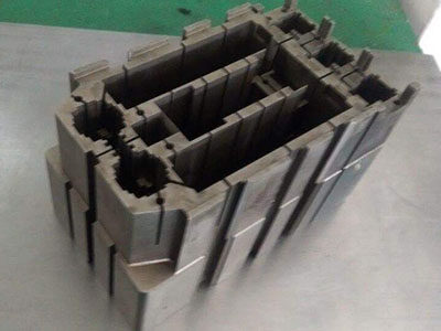 淺析數(shù)控機床的工作原理和加工內(nèi)容。